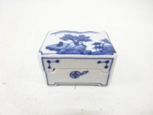 和峯造　染付　山水　香合